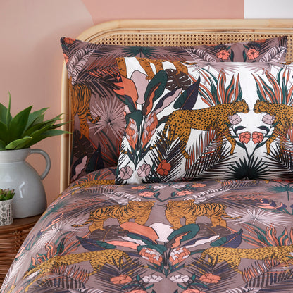 Kaihalulu Floral Duvet Cover Set
